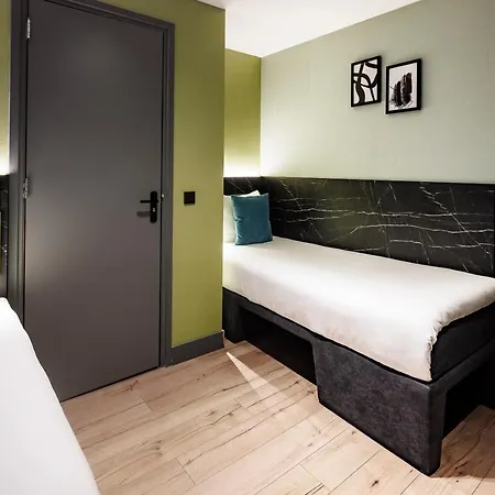 Otel Ciao Papa Station 3*