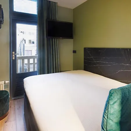 Otel Ciao Papa Station