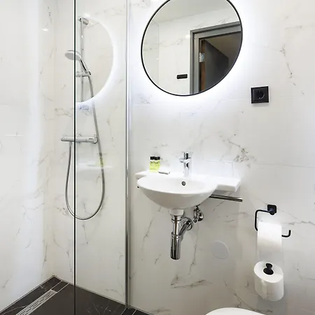 Ciao Papa Station Otel Amsterdam