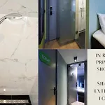 Ciao Papa Station Hotel