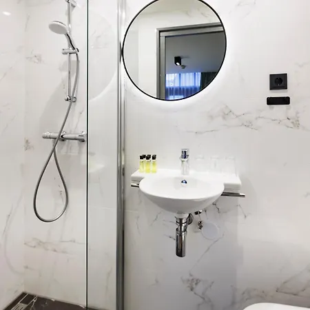 Hotel Ciao Papa Station 3*