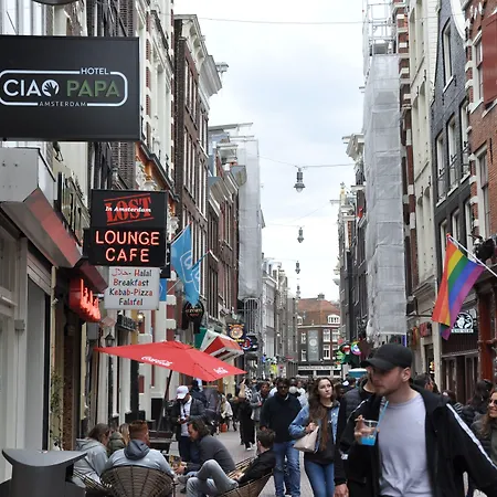 מלון Ciao Papa Station 3*