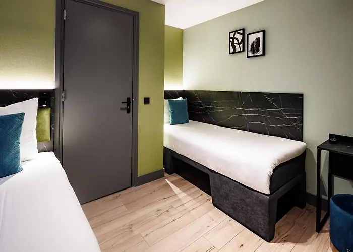 Hotel Ciao Papa Station 3*