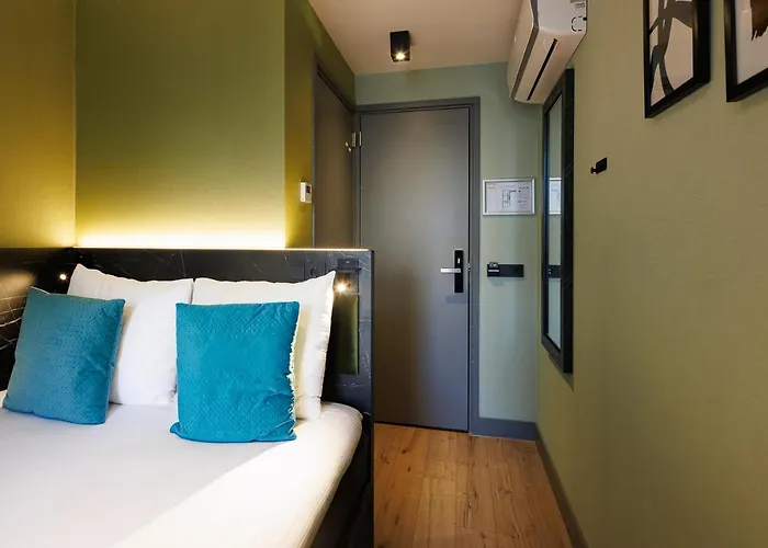 Hotel Ciao Papa Station 3*