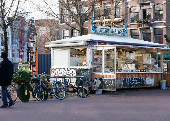 Ciao Papa Station Hotel