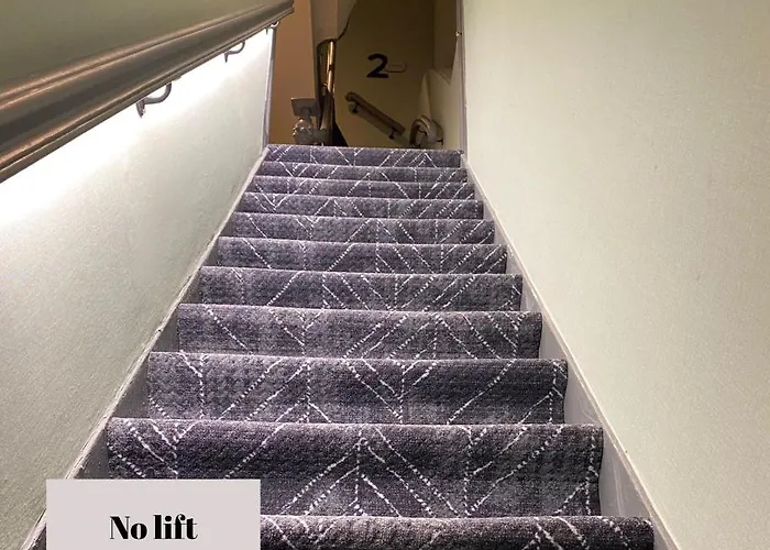 Ciao Papa Station Hotel