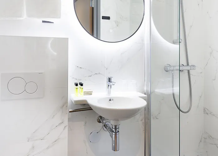 Ciao Papa Station Hotel 3*